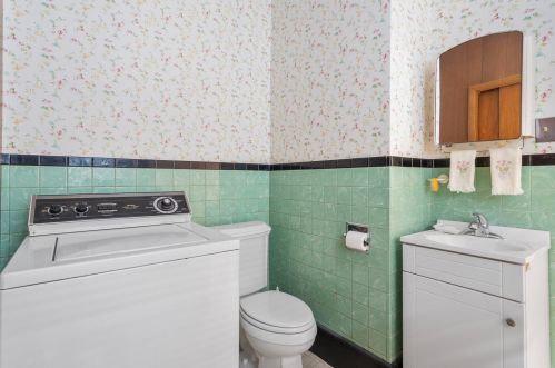 36 Morning St, Portland ME 04101-4429 exterior