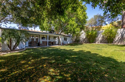 1233 El Camino Dr, Phoenix AZ 85051-9124 exterior