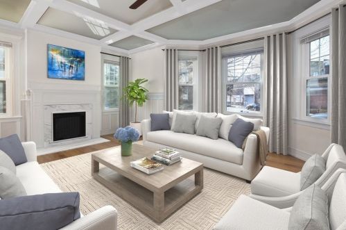 177 Thorndike St, Brookline, MA 02446-5818