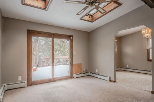 77 Moss Ave, Seymour CT 06483-3509 exterior