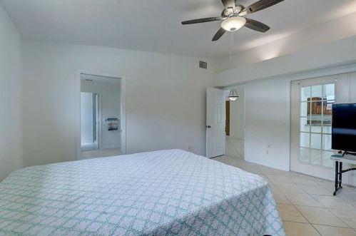 174 Parish Ter, Fort Pierce FL  34984-3636 exterior