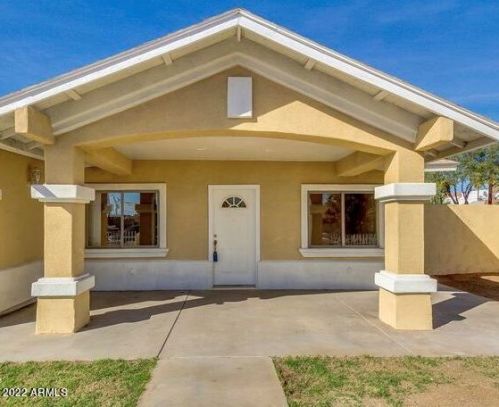 3140 Alvarado Rd, Phoenix AZ 85009-2435 exterior