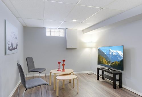 3508 Centerville Rd, Saint Paul MN 55127-7104 exterior