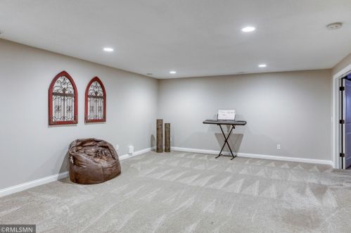 11724 Ivywood Trl, Saint Paul MN 55129-7758 exterior