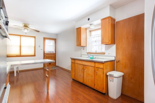 4716 Kennicott Ave, Chicago IL 60630-4322 exterior