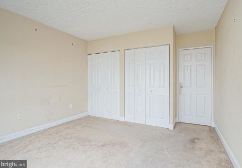 200 Lombard St, Philadelphia PA 19147-1605 exterior