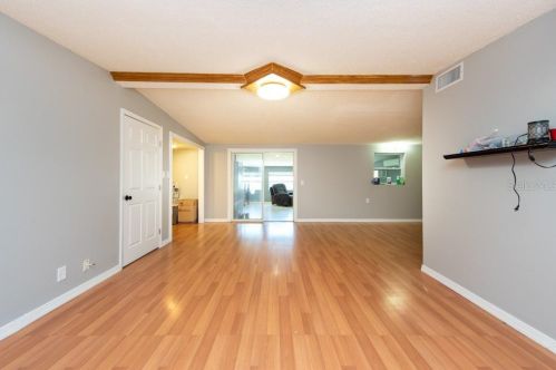 4104 Bay Ave, Tampa FL 33616-1210 exterior