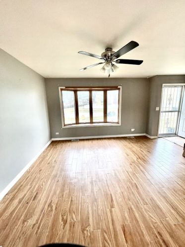 108 Diversey Ave, Elmhurst IL  60126-1102 exterior