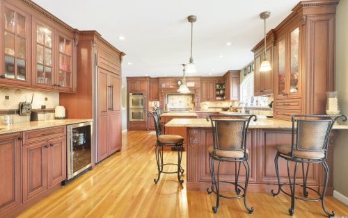 94 Caramel Rd, Commack NY 11725-1000 exterior