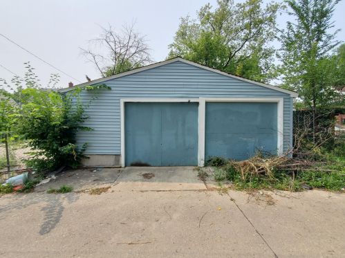 5680 60th St, Milwaukee WI  53218-2428 exterior