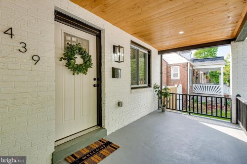 439 Newcomb St, Washington DC  20032-2650 exterior