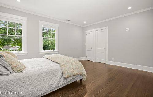 30 Brookridge Dr, Greenwich CT 06830-4830 exterior