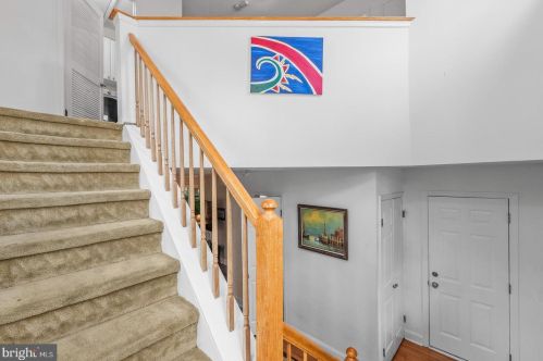 11 Revere Ct, Trenton NJ 08628-3610 exterior