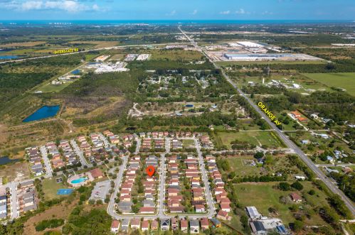 9500 Portside Dr, Fort Pierce FL  34945-3313 exterior