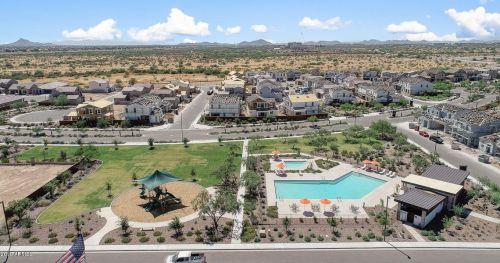 18235 66 Ave, Phoenix AZ 85083 exterior