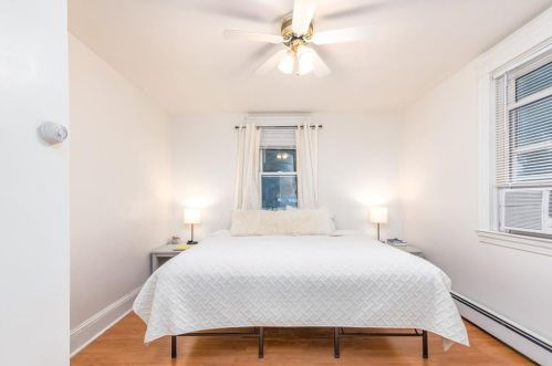 9 Ashby St, Providence RI 02919-6604 exterior