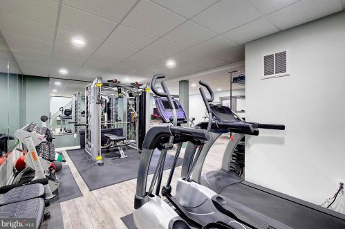 60 Radcliffe Dr, Huntingtown MD 20639-8701 exterior