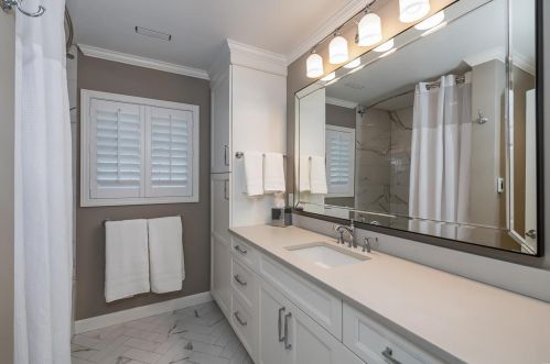 9305 Litzsinger Rd, Saint Louis MO 63144-2157 exterior