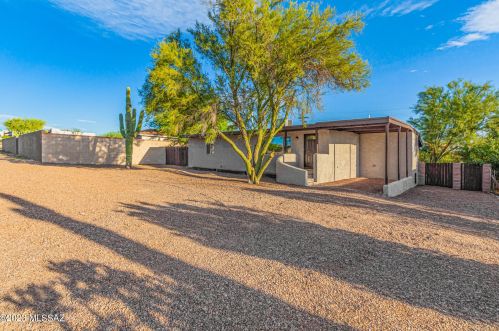 4121 Mars St, Tucson AZ 85741-1872 exterior