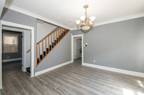 811 9 Ave, Broadview IL 60153-1918 exterior