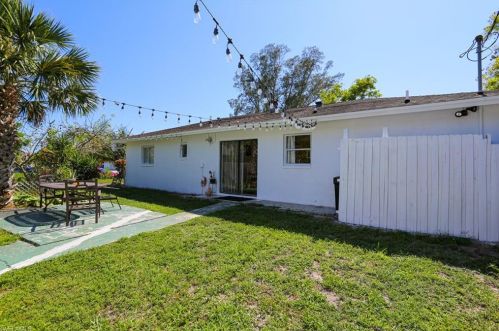 5140 20 Ct, Naples FL exterior