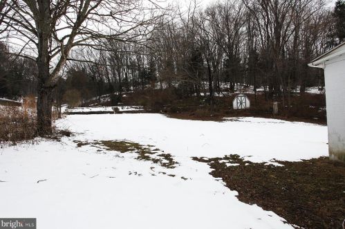 11208 Raystown Rd, Huntingdon PA 16652-7434 exterior