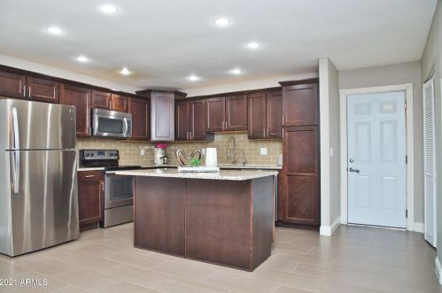 11623 31 Dr, Phoenix AZ 85041-5205 exterior