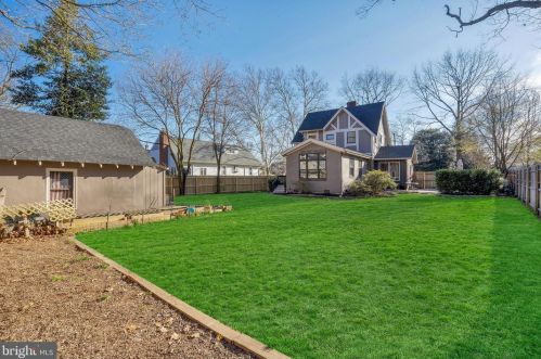 104 Morgan Ave, Riverton NJ 08077-1106 exterior