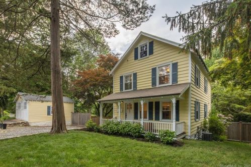 46 Devils Garden Rd, Norwalk, CT 06854-3327