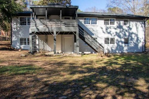 3048 Cherry Blossom Ln, Atlanta GA 30344-3919 exterior