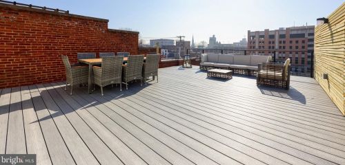 18 Walnut St, Lancaster PA  17602-4924 exterior