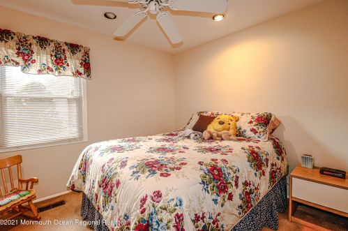 16 Troilus Dr, Old Bridge NJ 08857-2723 exterior