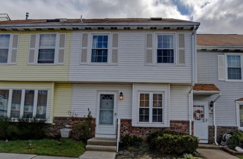 25 Kim Ct, Jackson Twp, NJ 08527-2362