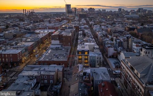 516 21 St, Philadelphia PA 19130-1401 exterior