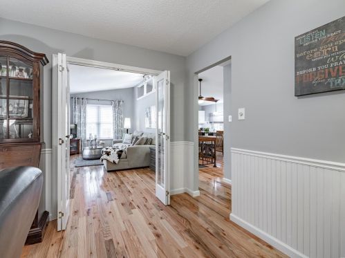 2922 Meramar Dr, Saint Louis MO 63129-5636 exterior