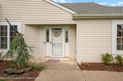 2 Abercorn Ct, Jackson Twp NJ  08527-3965 exterior