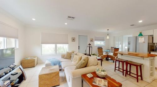 758 93 Ave, Naples FL 34108-2441 exterior