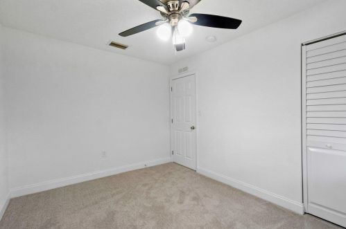 524 14 St, Fort Pierce FL 34950-2846 exterior