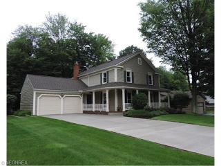 7148 Selworthy Ln, Cleveland, OH 44139-4761