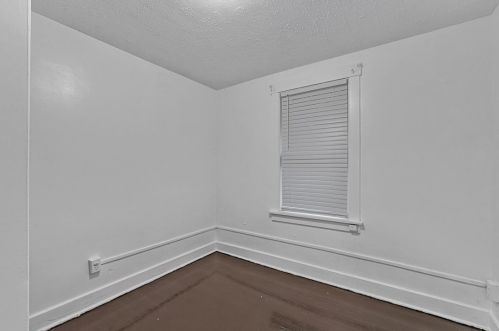 2659 Glenmawr St, Pittsburgh PA 15204-1830 exterior