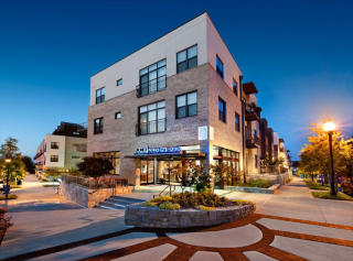 525 Glen Iris Dr, Atlanta GA  30308-2964 exterior