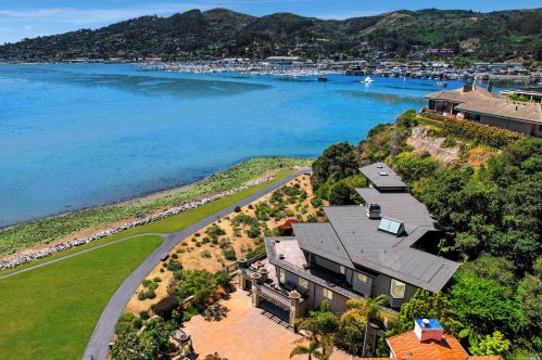 37 Heron Dr, Mill Valley, CA 94941-3264