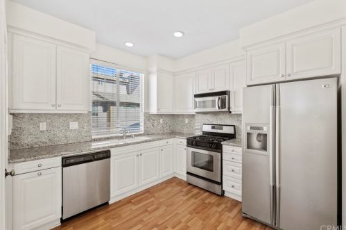 120 Liberty St, Tustin CA  92782-6515 exterior