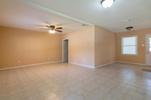 2515 Greenhurst Dr, Dallas TX  75234-4778 exterior