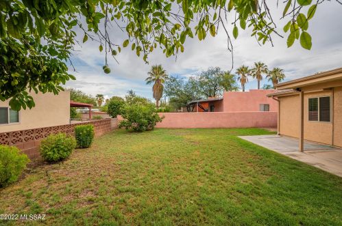 5749 Linden St, Tucson AZ 85719-3549 exterior