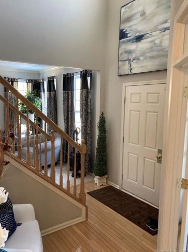 425 Hillandale Blvd, Torrington CT 06790-2665 exterior