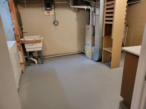 692 Park St, Grand Rapids MI 49525-2571 exterior