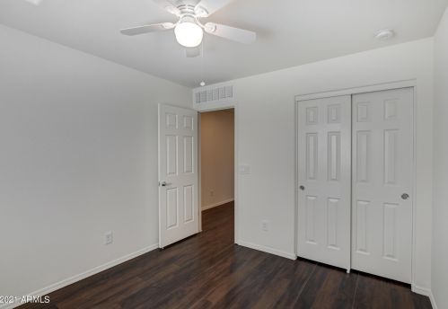 2694 73 Dr, Phoenix AZ 85043-2044 exterior