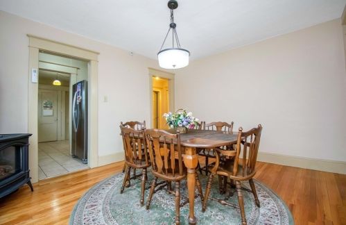 34 Geneva St, Springfield MA 01151-1807 exterior