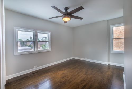 4572 Melvina Ave, Chicago IL  60630-3014 exterior